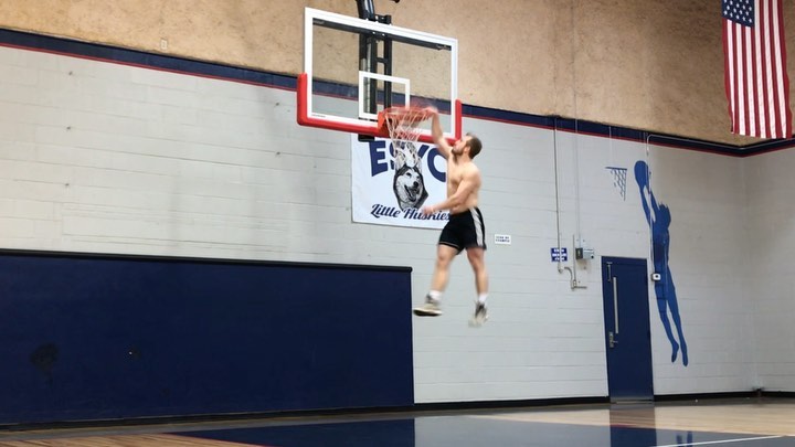 Andy Lloyd | 5’8” Dunker and Brain Cancer Survivor