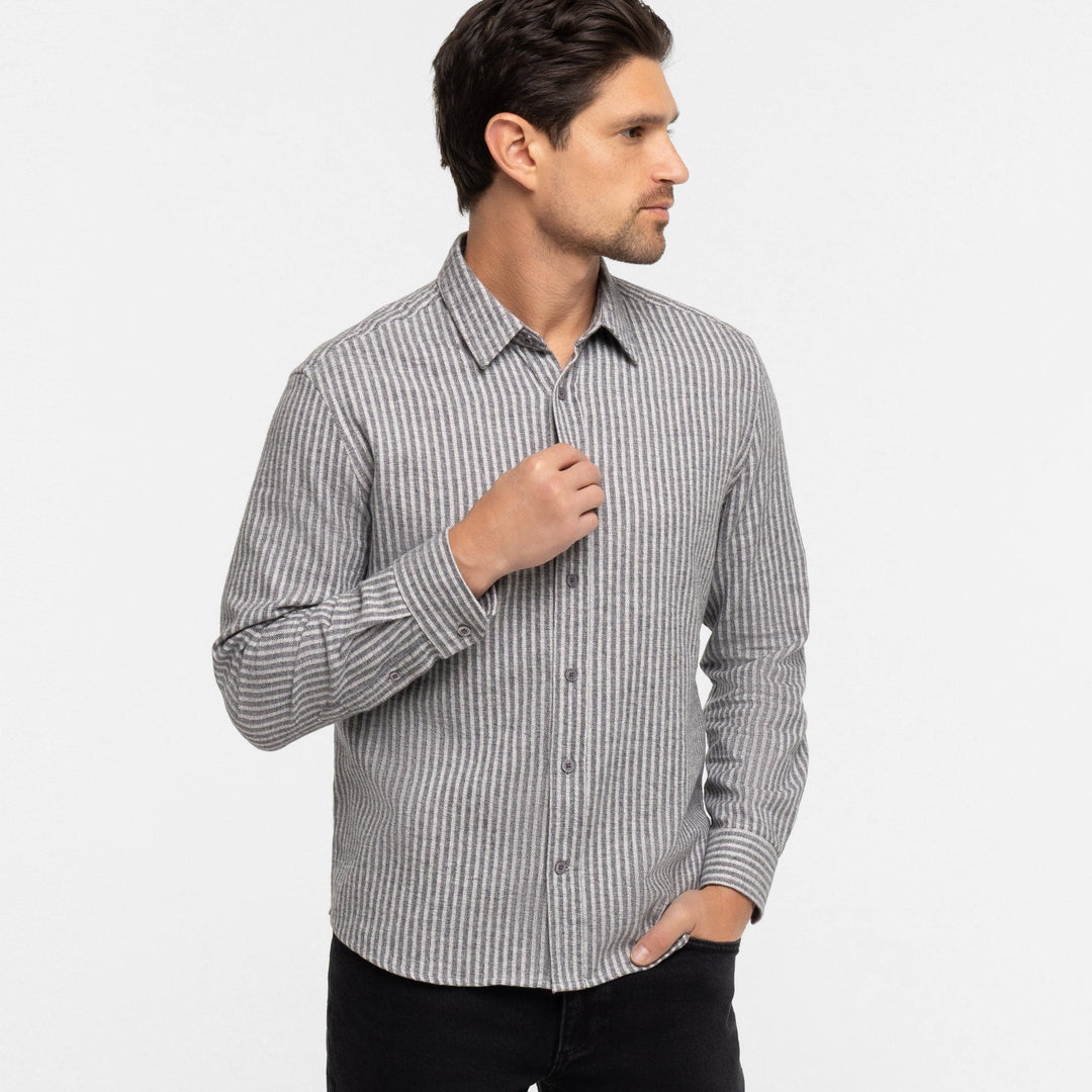 Ash & Erie Carbon Stripes Flannel Button-Down Shirt for Short Men   Flannel Everyday Shirt