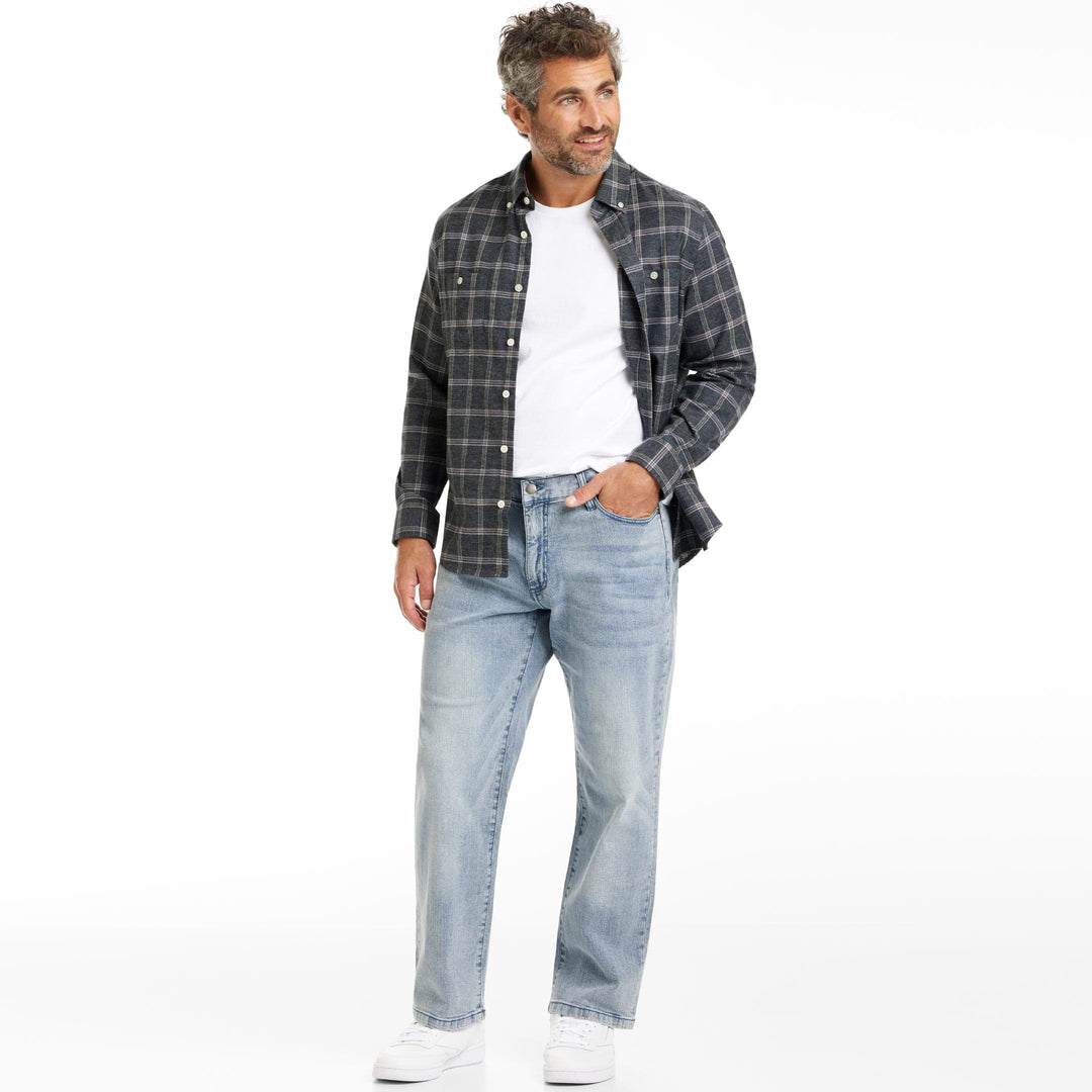 Ash & Erie Graphite Grid Flannel Button-Down Shirt for Short Men   Flannel Everyday Shirt