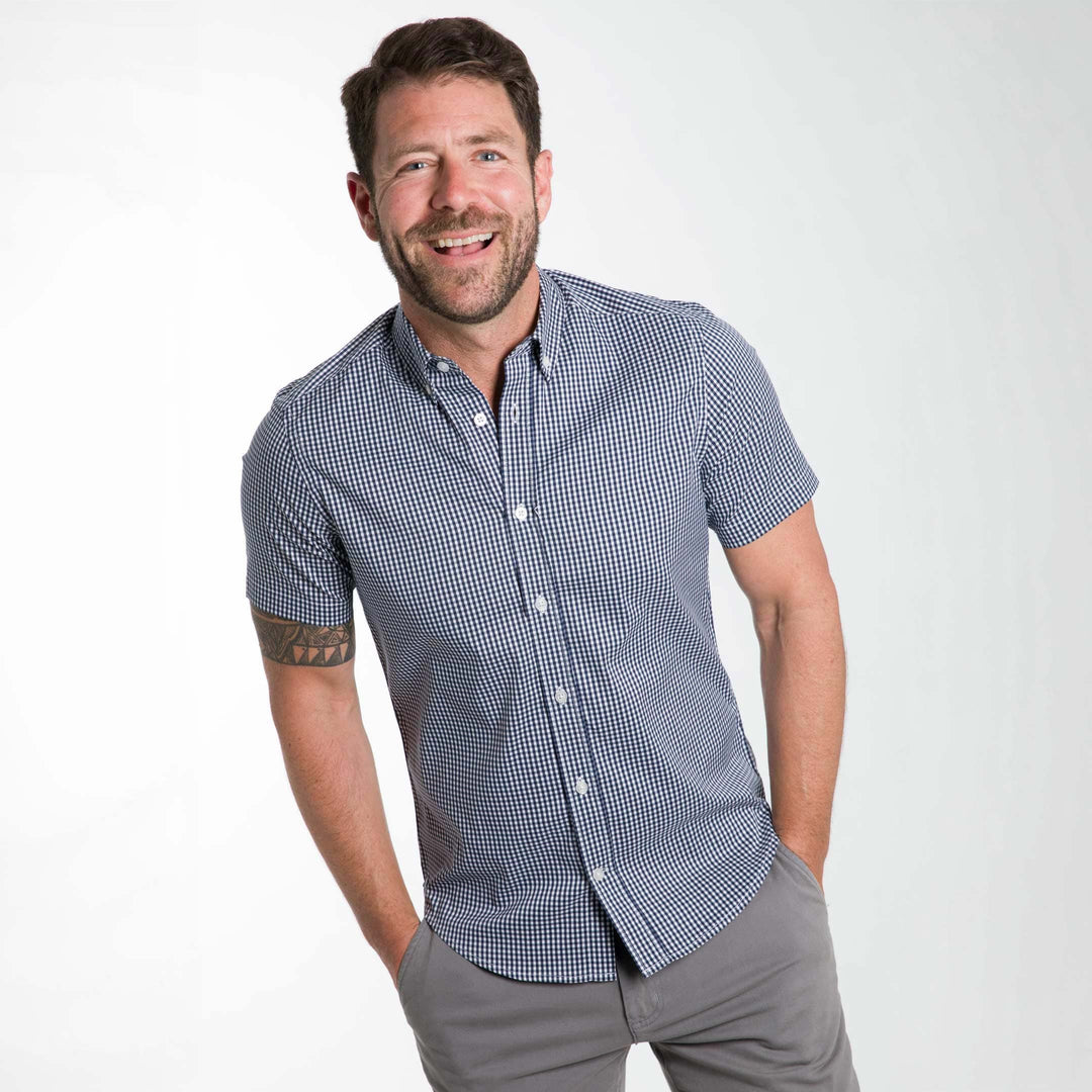 Ash & Erie Navy Gingham Wrinkle Free Short Sleeve Shirt for Short Men   Short Sleeve Everyday Shirts