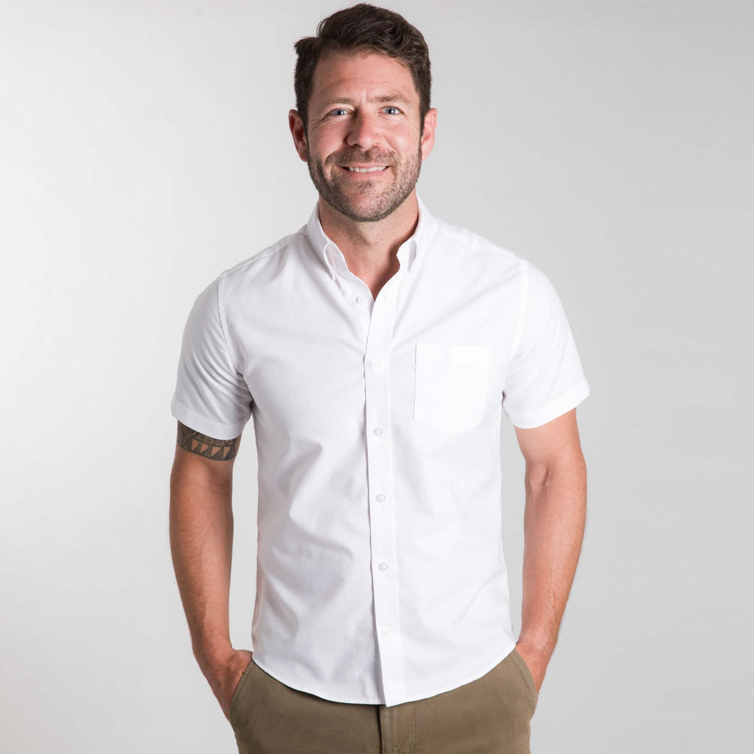 Ash & Erie White Oxford Wrinkle Free Short Sleeve Shirt for Short Men   Short Sleeve Everyday Shirts