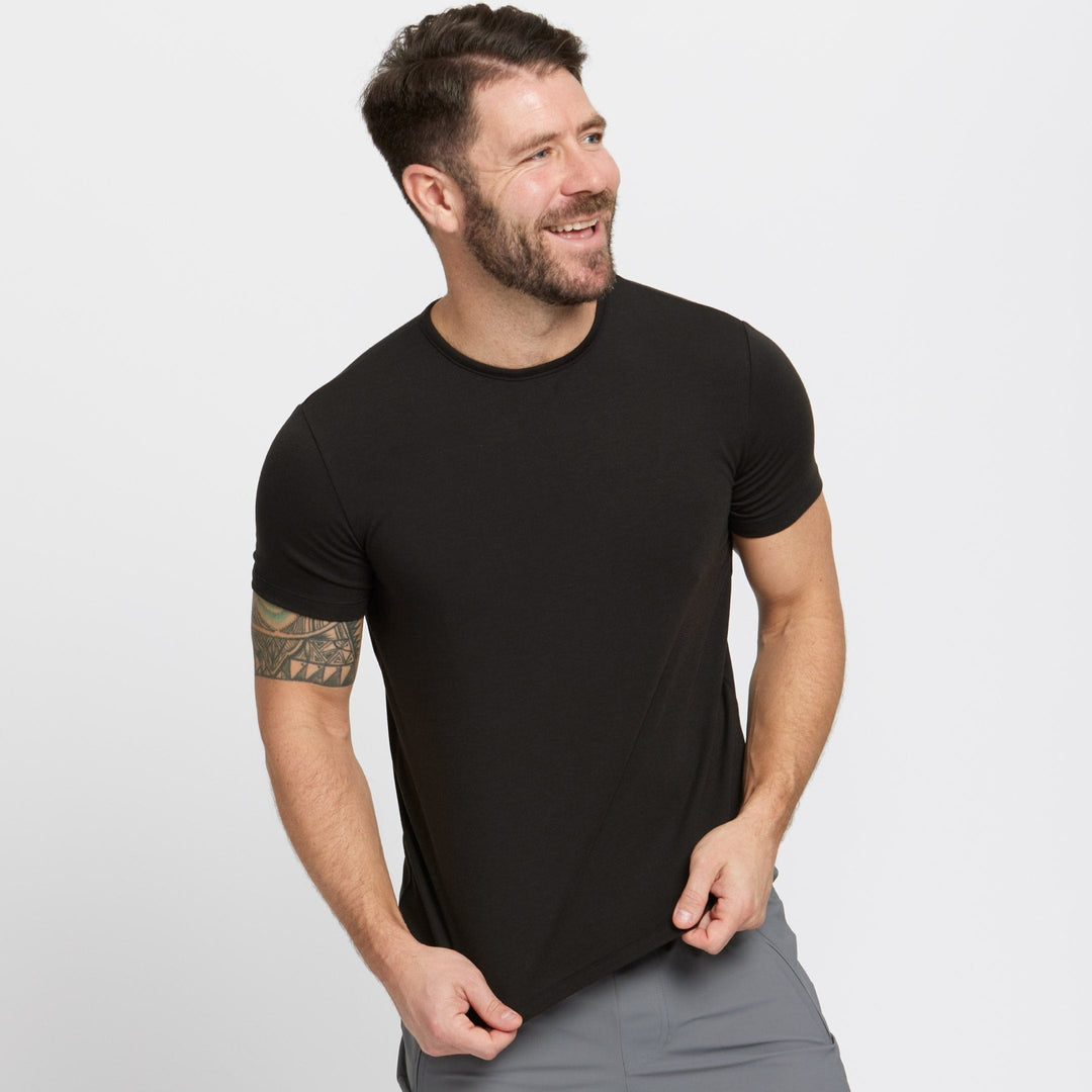 Ash & Erie Black Hybrid Tee for Short Men   Tech Tees