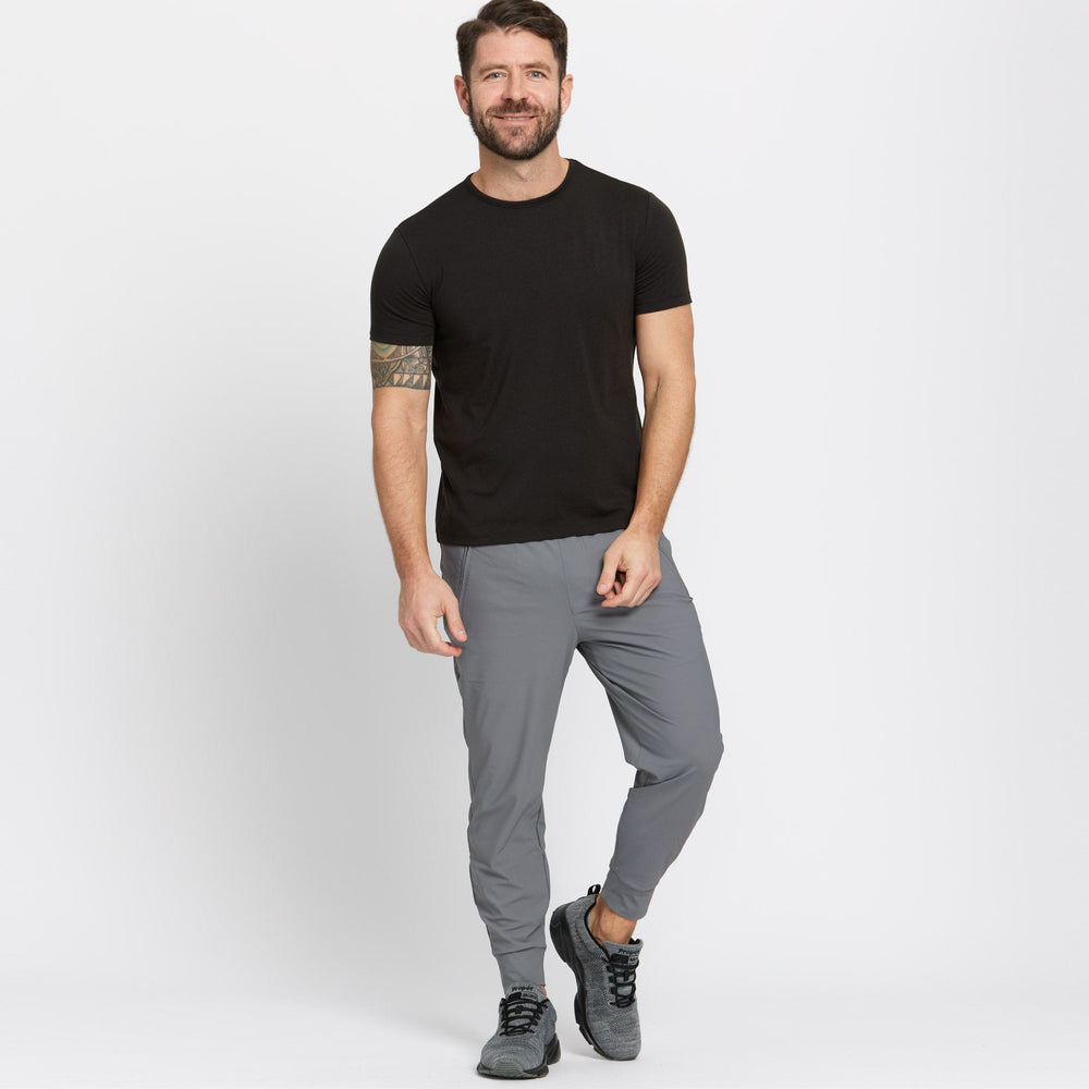 Ash & Erie Black Hybrid Tee for Short Men   Tech Tees