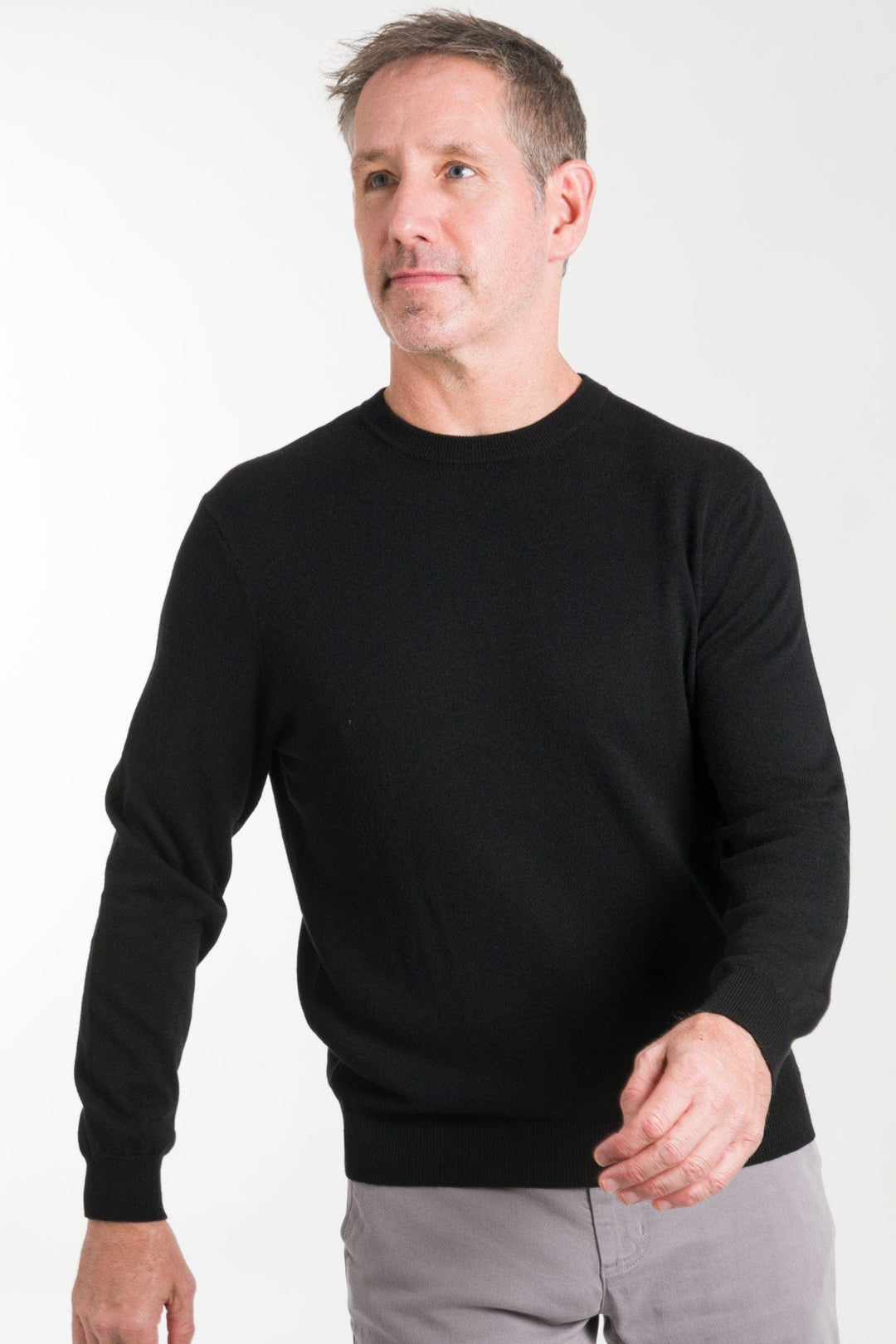 Buy Black Merino Crew-Neck Sweater for Short Men | Ash & Erie   Merino Wool Sweater